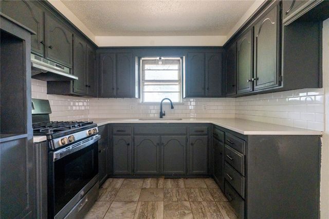 5017 S Briarwood Drive, Oklahoma City, OK 73135