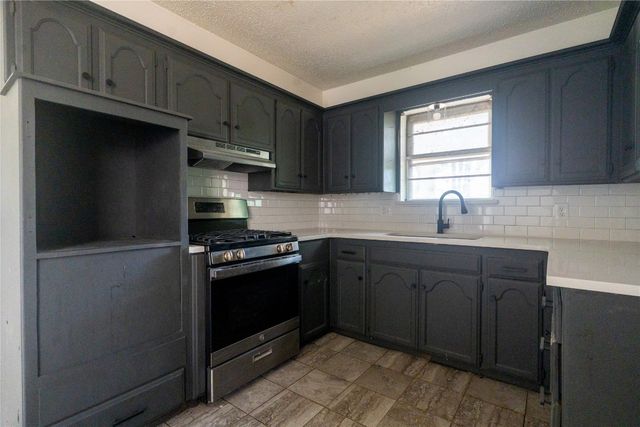 5017 S Briarwood Drive, Oklahoma City, OK 73135