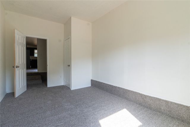 5017 S Briarwood Drive, Oklahoma City, OK 73135