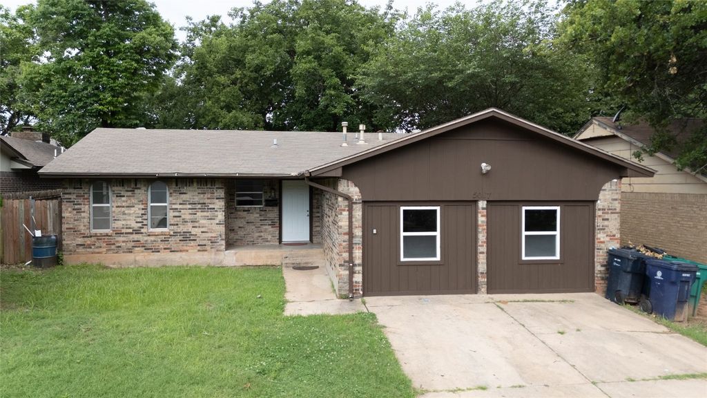 5017 S Briarwood Drive, Oklahoma City, OK 73135