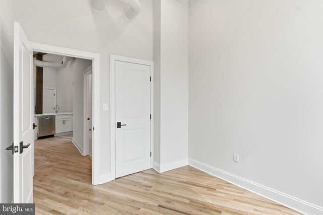 337 S FREMONT AVE, Baltimore, MD 21230