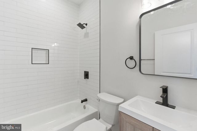 337 S FREMONT AVE, Baltimore, MD 21230