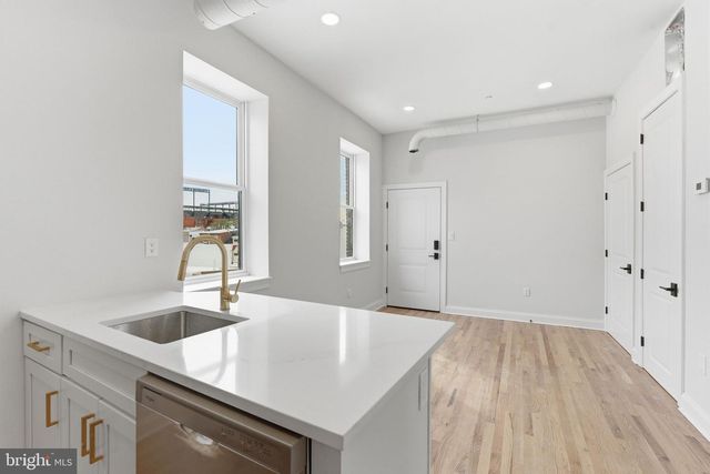 337 S FREMONT AVE, Baltimore, MD 21230