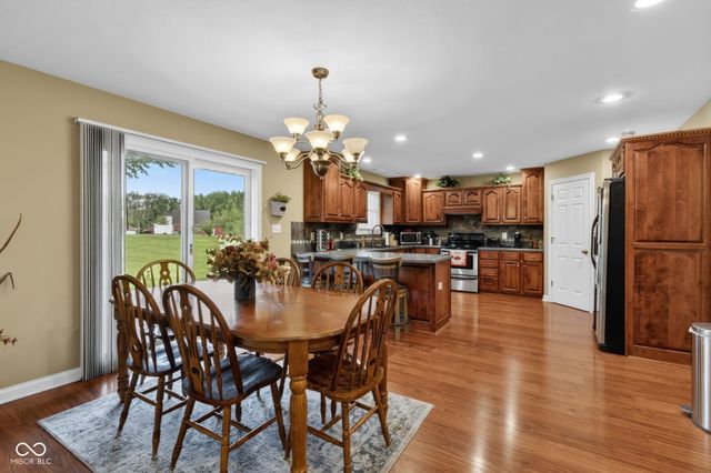 325 E Levi Lane, Mooresville, IN 46158