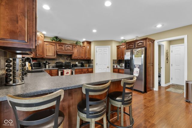 325 E Levi Lane, Mooresville, IN 46158