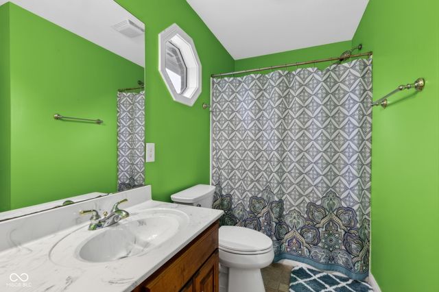 325 E Levi Lane, Mooresville, IN 46158