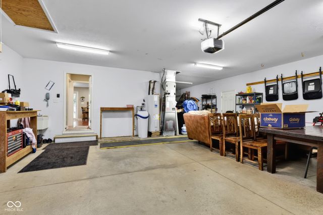 325 E Levi Lane, Mooresville, IN 46158