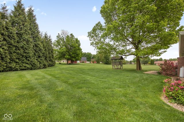 325 E Levi Lane, Mooresville, IN 46158