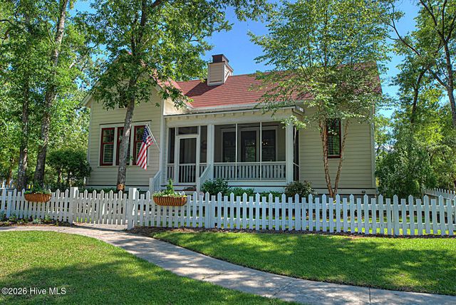 404 Fire Fly Lane, Southport, NC 28461