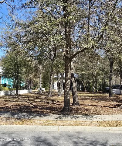 404 Fire Fly Lane, Southport, NC 28461