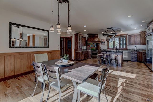 5730 WILDWOOD DR, Rapid City, SD 57702