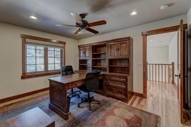 5730 WILDWOOD DR, Rapid City, SD 57702