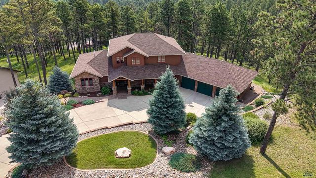 5730 WILDWOOD DR, Rapid City, SD 57702