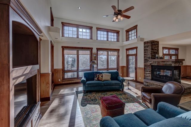 5730 WILDWOOD DR, Rapid City, SD 57702