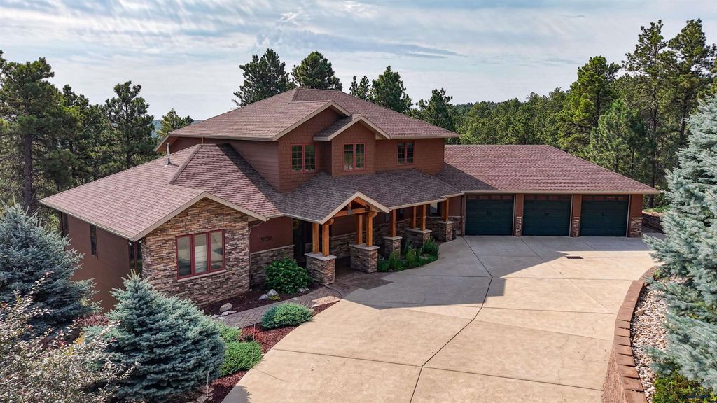 5730 WILDWOOD DR, Rapid City, SD 57702
