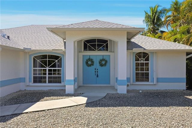 3715 Manatee DR, St. James City, FL 33956