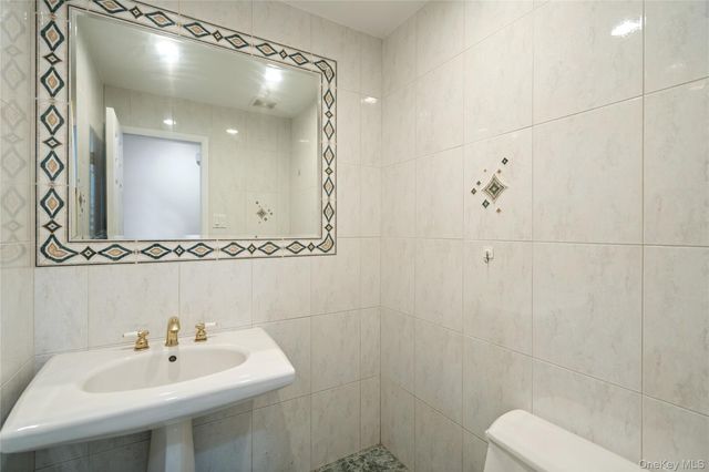 236 Hamlet Drive, Jericho, NY 11753