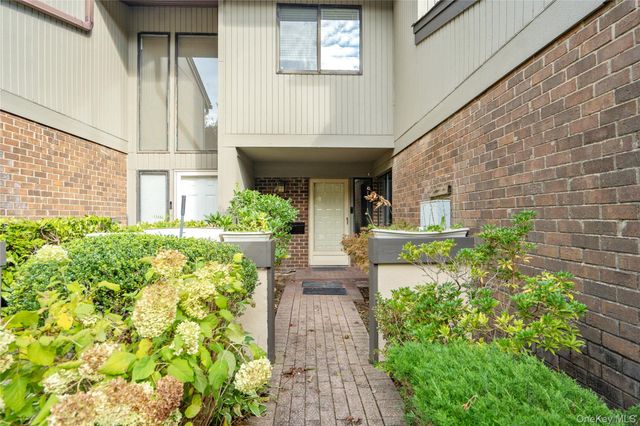 236 Hamlet Drive, Jericho, NY 11753