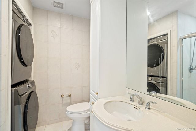 236 Hamlet Drive, Jericho, NY 11753