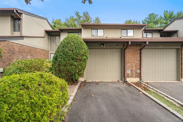 236 Hamlet Drive, Jericho, NY 11753