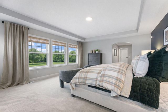 1848 Royal Boulevard N, Lake Elmo, MN 55042