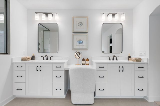 1848 Royal Boulevard N, Lake Elmo, MN 55042