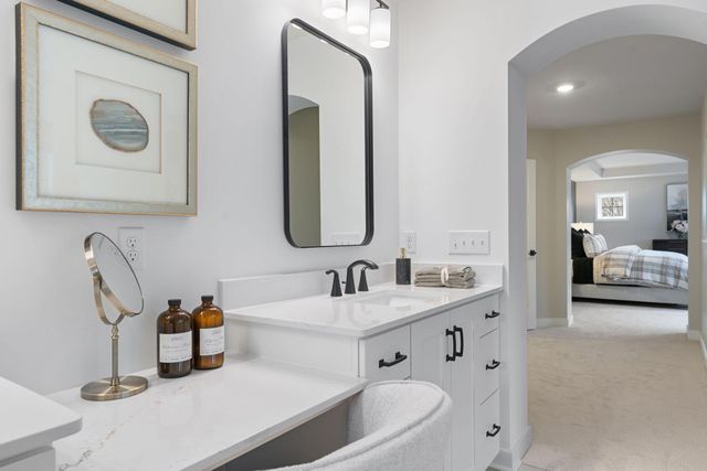 1848 Royal Boulevard N, Lake Elmo, MN 55042