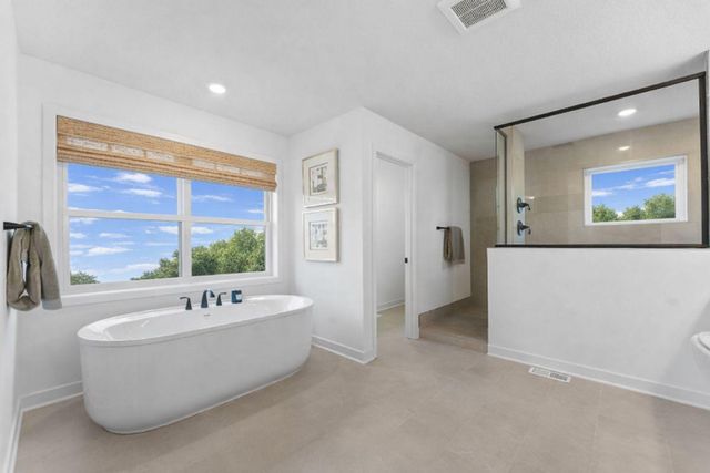 1848 Royal Boulevard N, Lake Elmo, MN 55042