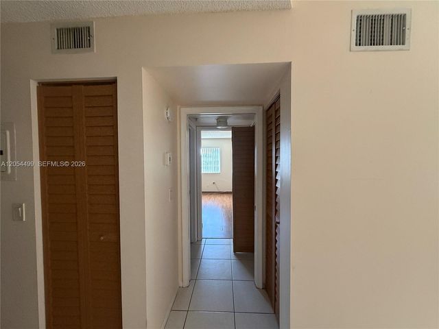2011 Renaissance Boulevard 208, Miramar, FL 33025