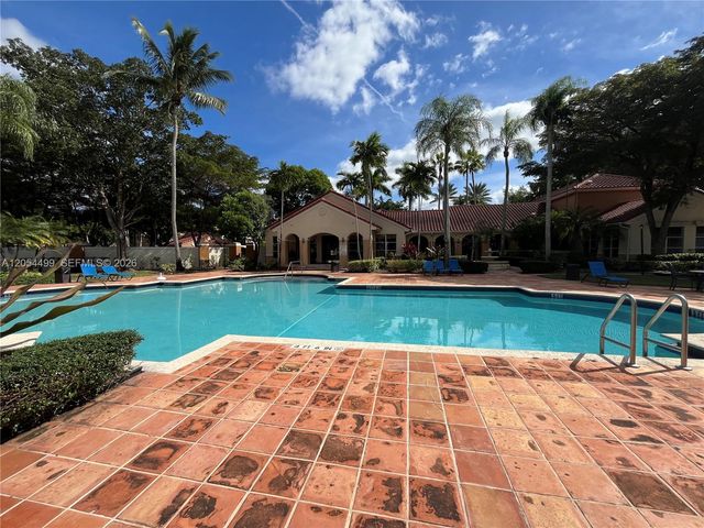 2011 Renaissance Boulevard 208, Miramar, FL 33025