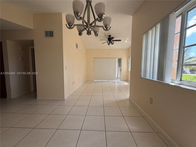 2011 Renaissance Boulevard 208, Miramar, FL 33025