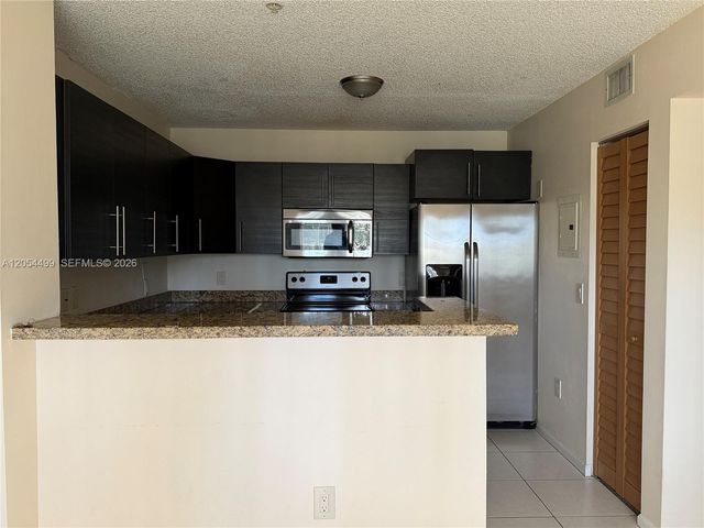 2011 Renaissance Boulevard 208, Miramar, FL 33025