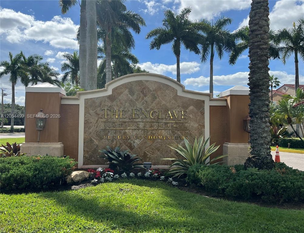 2011 Renaissance Boulevard 208, Miramar, FL 33025