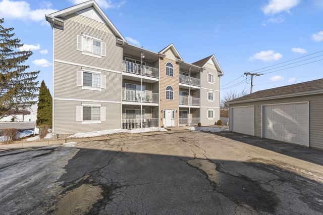 2343 99th Street 2a, Highland, IN 46322