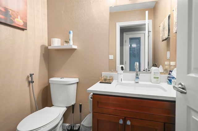 5333 Park Highlands Blvd 27, Concord, CA 94521