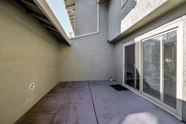 5333 Park Highlands Blvd 27, Concord, CA 94521