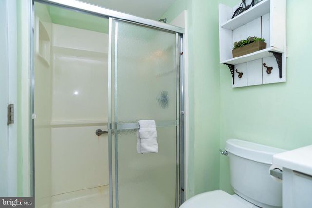 3712 RONNALD DR, Philadelphia, PA 19154