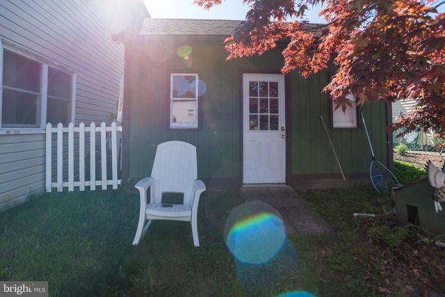 3712 RONNALD DR, Philadelphia, PA 19154