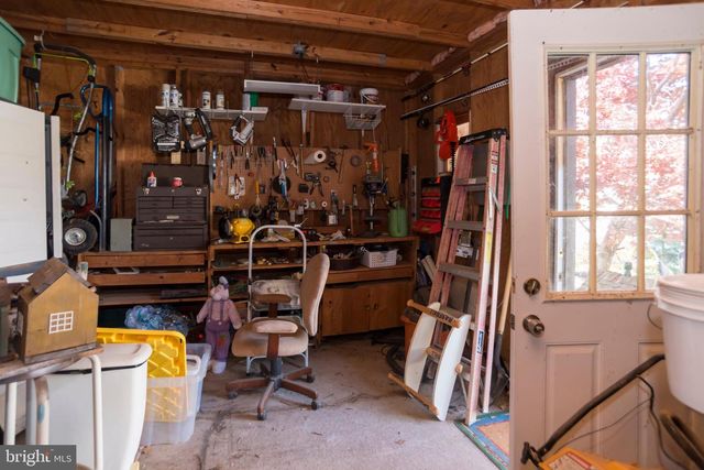 3712 RONNALD DR, Philadelphia, PA 19154