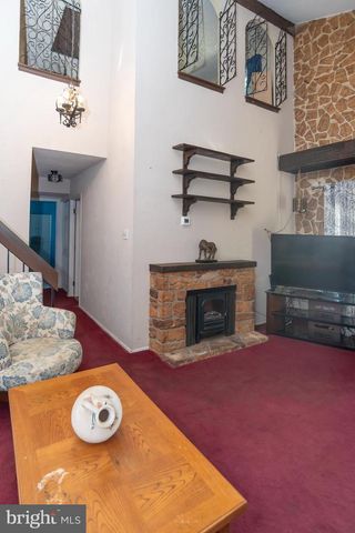 3712 RONNALD DR, Philadelphia, PA 19154