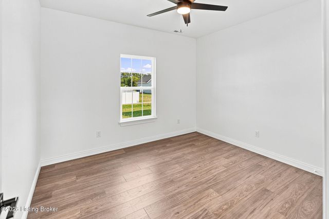 55 Betty Boyd Ln, Brandenburg, KY 40108