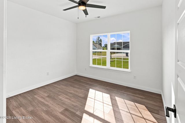 55 Betty Boyd Ln, Brandenburg, KY 40108