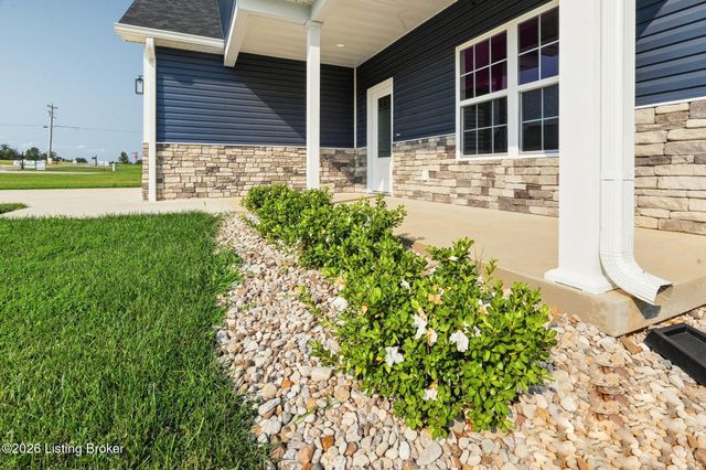 55 Betty Boyd Ln, Brandenburg, KY 40108