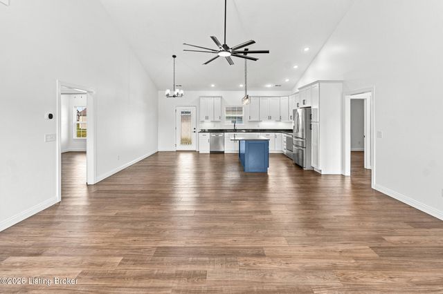 55 Betty Boyd Ln, Brandenburg, KY 40108