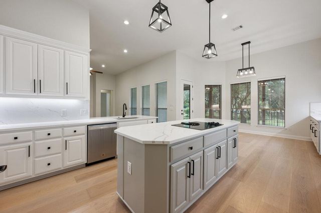 231 Neal DR, Liberty Hill, TX 78642