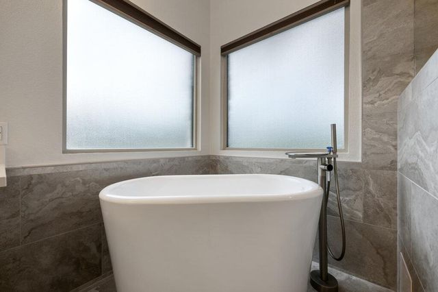 231 Neal DR, Liberty Hill, TX 78642