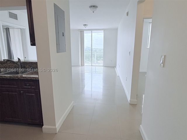 2600 SW 27th Ave 1004, Miami, FL 33133