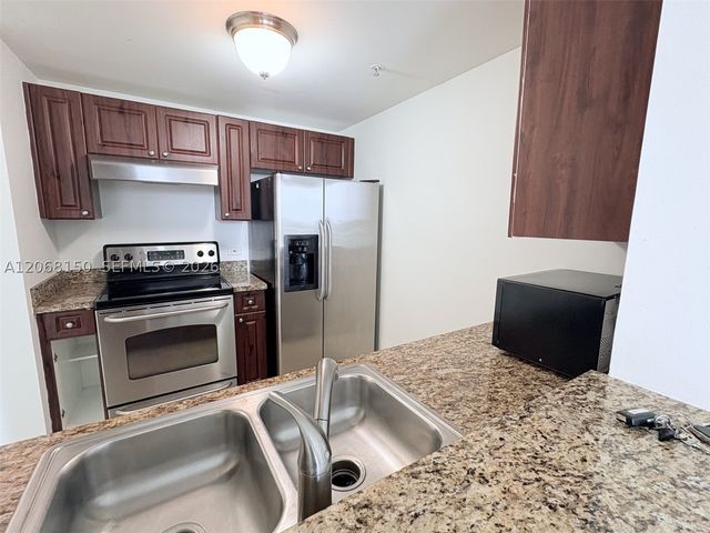 2600 SW 27th Ave 1004, Miami, FL 33133