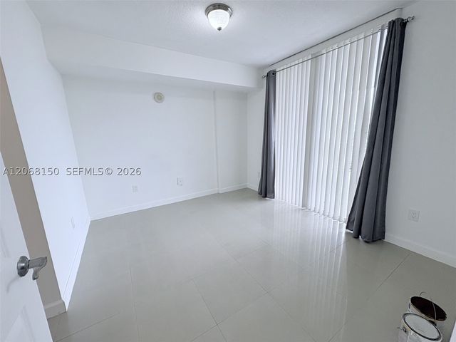 2600 SW 27th Ave 1004, Miami, FL 33133
