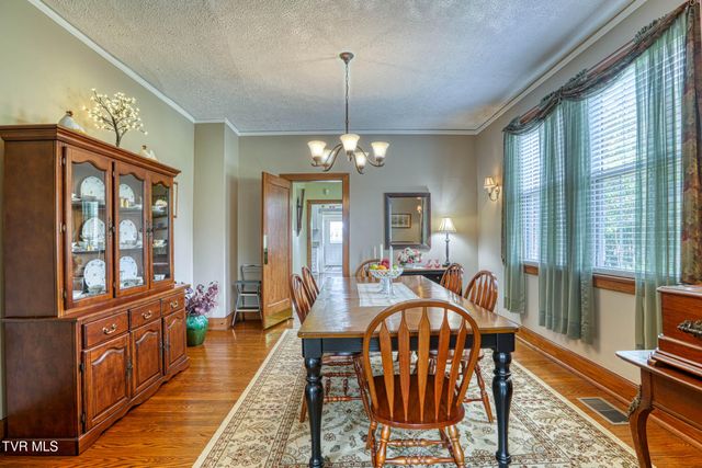 401 West Main Street, Rogersville, TN 37857